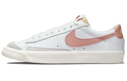 Nike: Белый жакет  Blazer Low 77