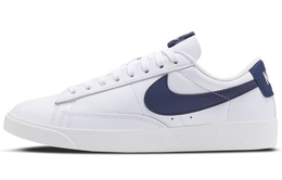 Nike: Белый жакет Blazer Low LE