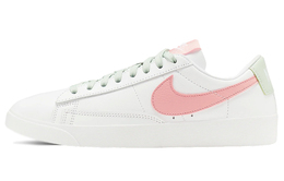 Nike: Кроссовки  Blazer Low