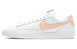 Nike: Светлые кроссовки  Blazer Low LE