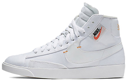 Nike: Белые кроссовки  Blazer Mid