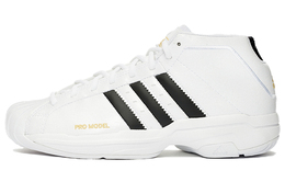 Adidas: Кроссовки  Pro Model