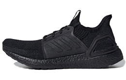 Adidas: Кроссовки  UltraBoost 19