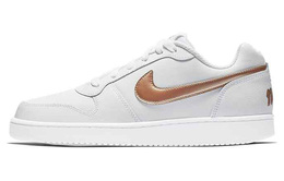 Nike: Кроссовки 