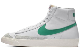 Nike: Серые кроссовки  Blazer Mid