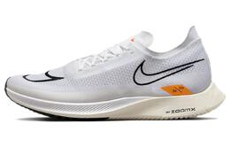 Nike: Кроссовки 