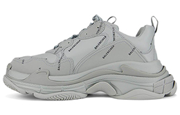 Balenciaga: Серые кроссовки  Triple S