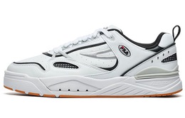 Fila: Белые кроссовки 