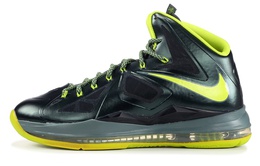 Nike: Кроссовки  Lebron 10