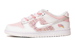 Nike: Розовые кроссовки  Dunk Low