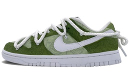 Nike: Кроссовки  Dunk Low