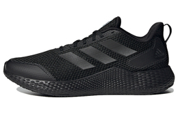 Adidas: Кроссовки 