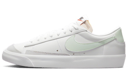 Nike: Белый жакет  Blazer Low 77