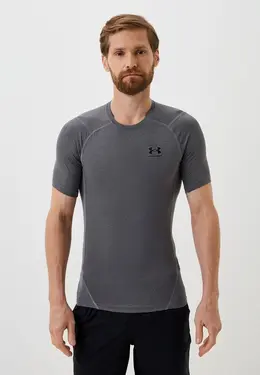 Under Armour: Спортивная футболка 