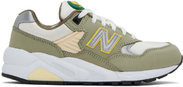 New Balance: Зелёные кроссовки 