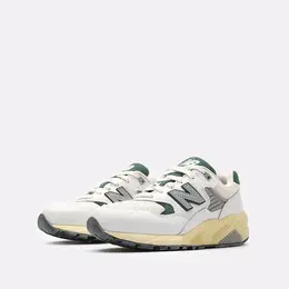 New Balance: Белые кроссовки 