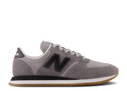 New Balance: Чёрные кроссовки 