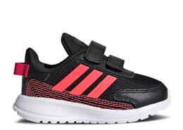 Adidas: Обувь 