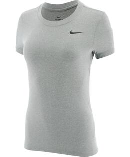 Nike: Серая футболка 