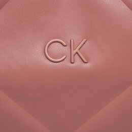 Calvin Klein: Розовая сумка