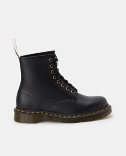 Dr. Martens: Чёрные ботинки 