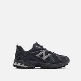 New Balance: Чёрные кроссовки 