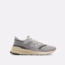 New Balance: Серые кроссовки  997