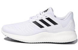 Adidas: Кроссовки 