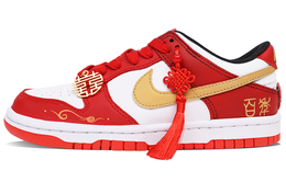 Nike: Красные кроссовки  Dunk Low