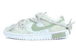 Nike: Светлые кроссовки  Dunk Low