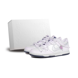 Nike: Кроссовки  Dunk Low