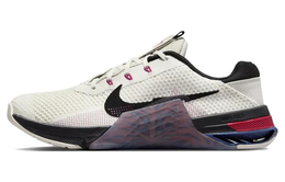 Nike: Серые кроссовки 