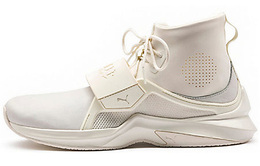 PUMA: Кроссовки 
