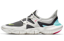 Nike: Кроссовки 
