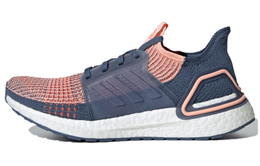 Adidas: Кроссовки  UltraBoost 19