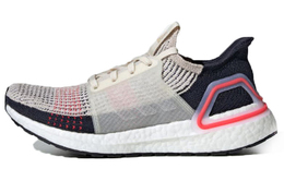 Adidas: Кроссовки  UltraBoost 19