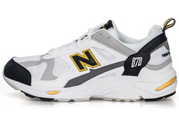 New Balance: Серые кроссовки 
