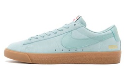 Nike: Серые кроссовки  Blazer Low