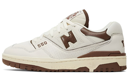 New Balance: Серые кроссовки  550