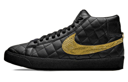 Nike: Чёрные кроссовки  SB Blazer Mid