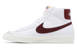 Nike: Белые кроссовки  Blazer Mid 77