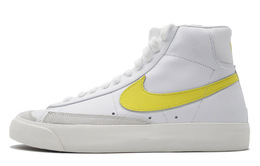 Nike: Жёлтые кроссовки  Blazer Mid 77 Vintage