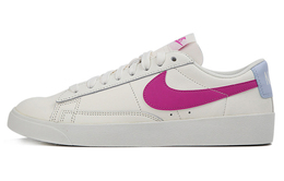 Nike: Серый жакет  Blazer Low LE