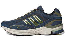 Adidas: Кроссовки 