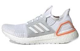 Adidas: Кроссовки  UltraBoost 19