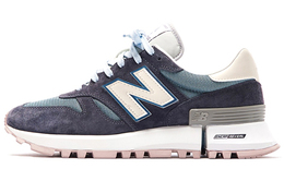 New Balance: Кроссовки  1300