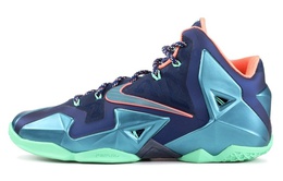 Nike: Кроссовки  Lebron 11