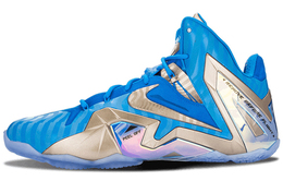 Nike: Кроссовки  Lebron 11