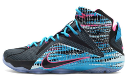 Nike: Кроссовки  Lebron 12