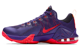 Nike: Кроссовки  Lebron 12